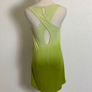 Back twisted keyhole garment dye top